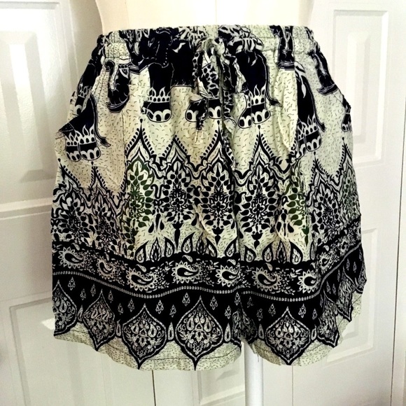 Boho elephant paisley rayon high waisted shorts - LAST PAIR! NIB - Picture 7 of 7